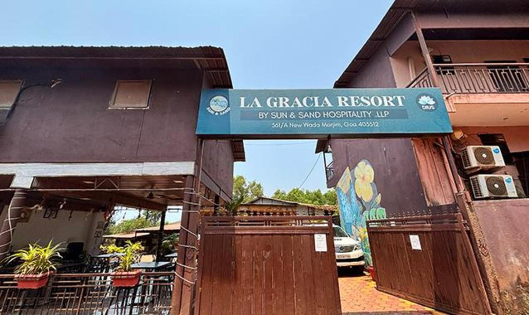 Fabhotel La Gracia Resort Morjim Exterior photo