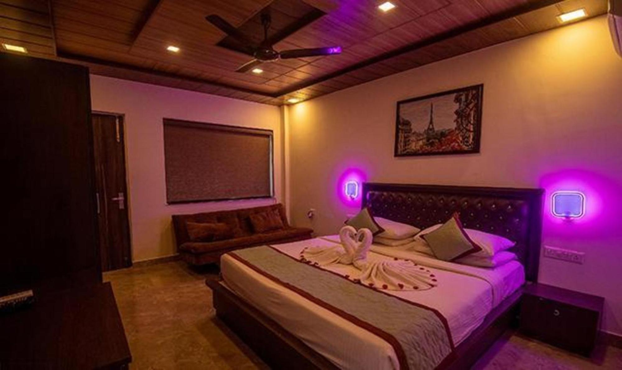 Fabhotel La Gracia Resort Morjim Exterior photo